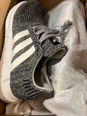 adidas Kids Black & White Knit Runner Sneakers